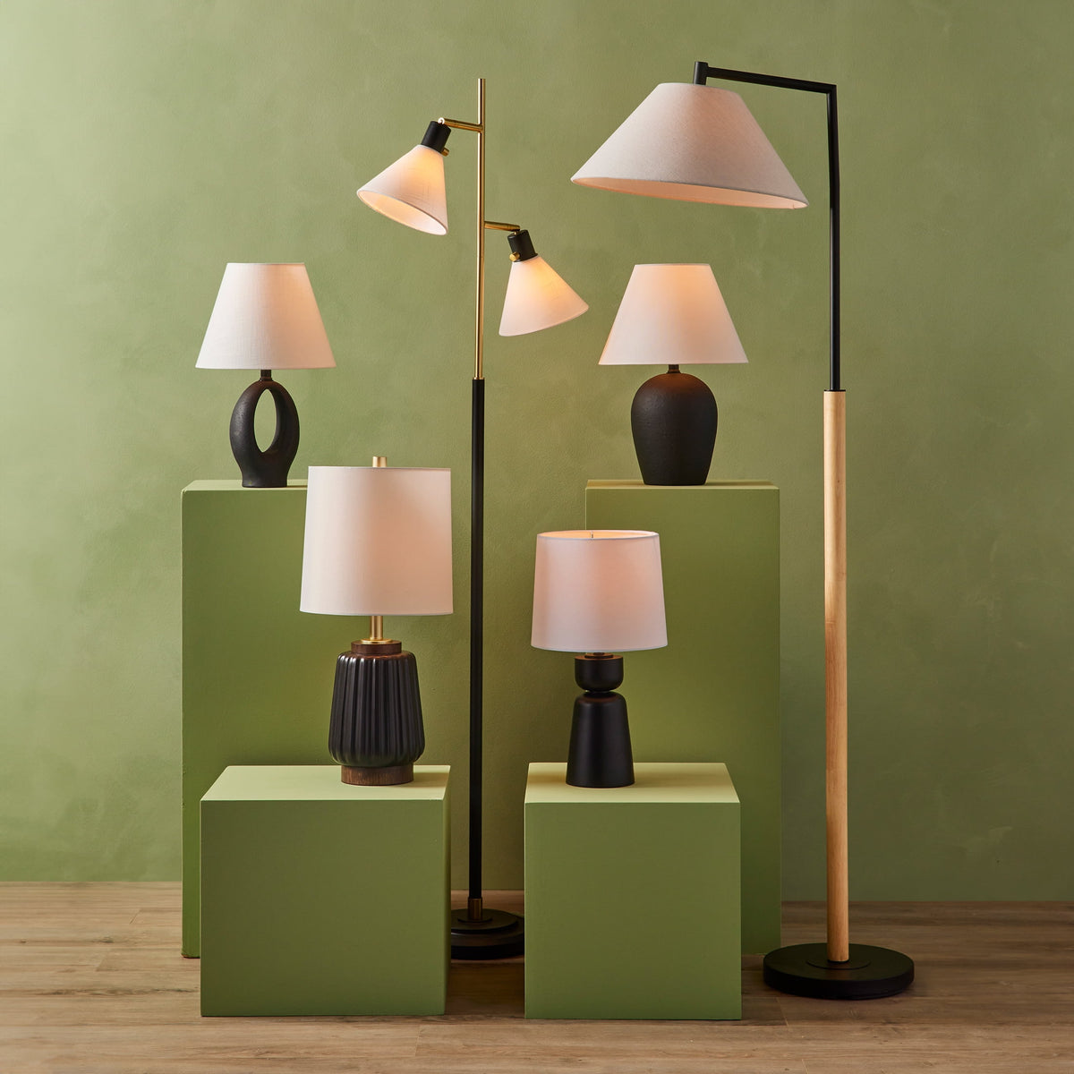 Cozylumi™ 68"H Metal Floor Lamp with Adjustable Dual Shades, Black and Gold Finish