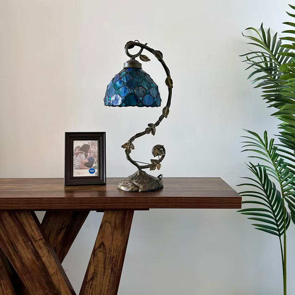 Tiffany Table Lamp Blue Stained Glass Crystal Beans LED Bulb Included for Living Room Bedroom Bedside 21"H